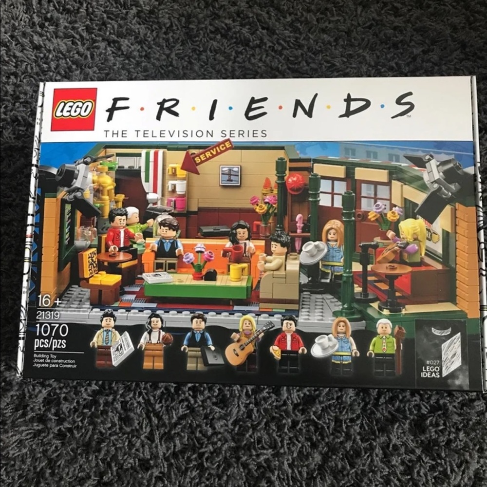 Lego F.R.I.E.N.D.S 25th Edition TV Show RETIRED Set NEW - Picture 2 of 2
